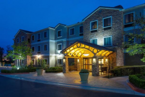 Отель Staybridge Suites Irvine East/Lake Forest, an IHG Hotel  Лейк Форест